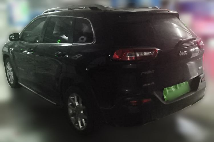 Used Jeep Cherokee 2016 2.4L Leading Edition Rear Left 45 Deg