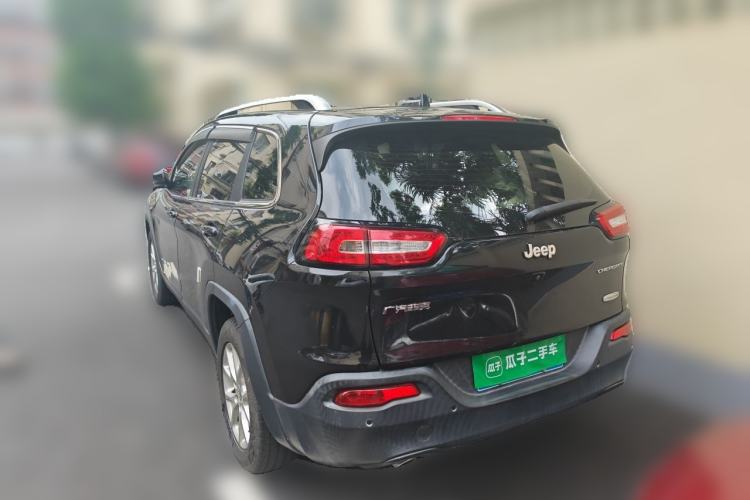 Used Jeep Cherokee 2016 2.0L Superior Edition Rear Left 45 Deg