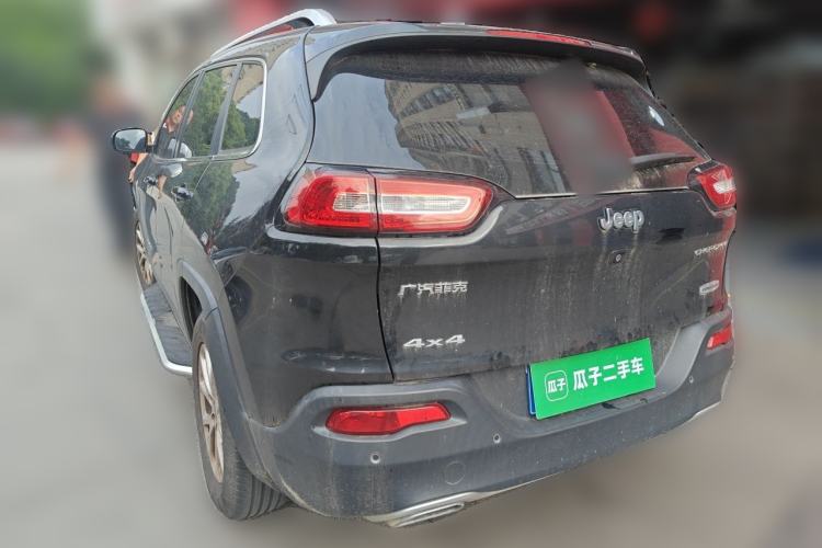 Used Jeep Cherokee 2016 2.4L Professional Smart Version Rear Left 45 Deg