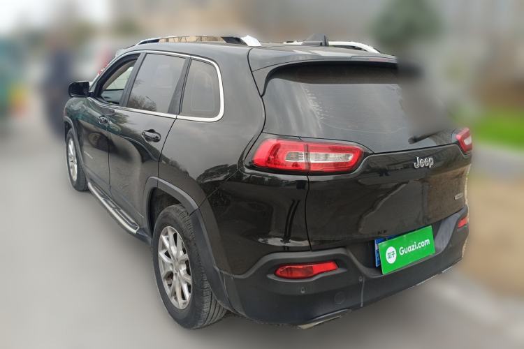 Used Jeep Cherokee 2016 2.4L Leading Edition Rear Left 45 Deg