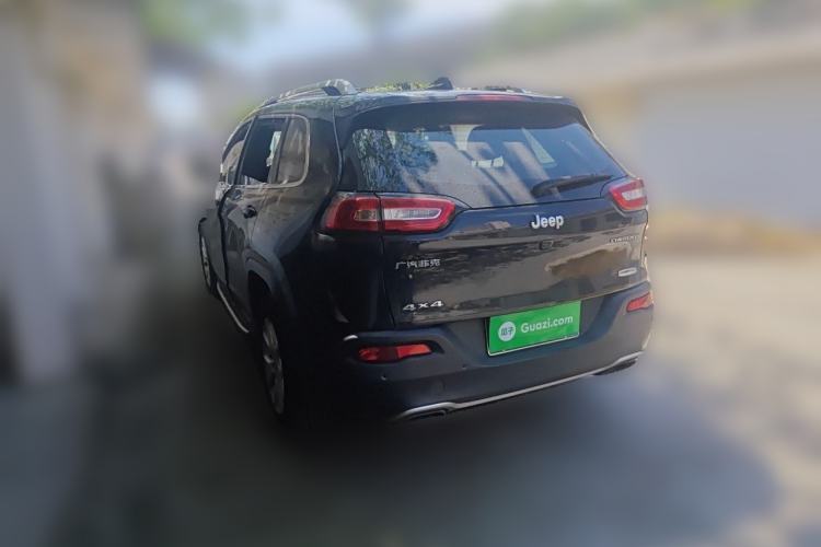 Used Jeep Cherokee 2016 2.4L Professional Smart Version Rear Left 45 Deg