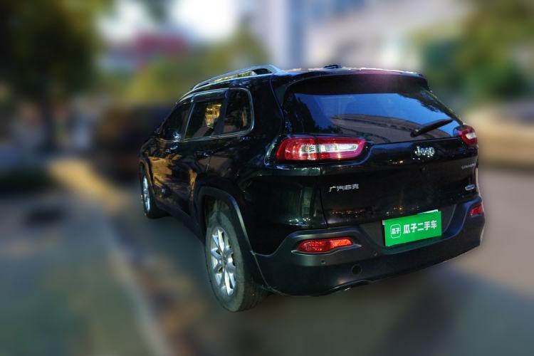 Used Jeep Cherokee 2016 2.0L Superior Edition Rear Left 45 Deg