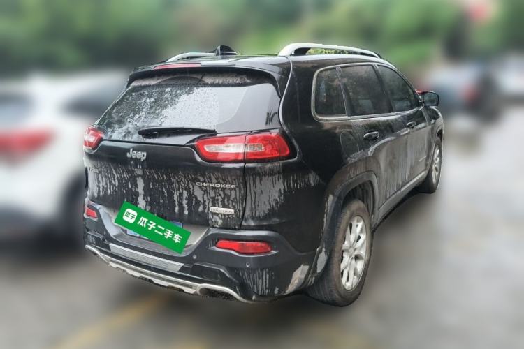 Used Jeep Cherokee 2016 2.0L Superior Edition Rear Right 45 Deg