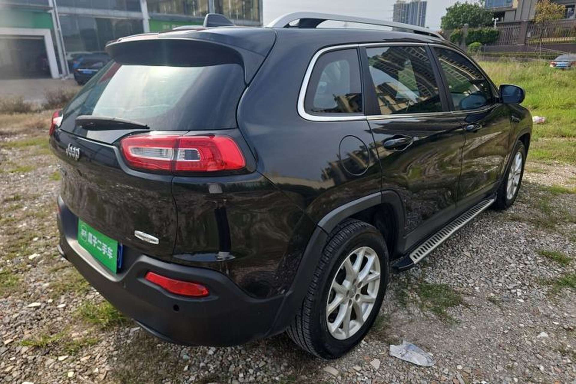 Used Jeep Cherokee 2016 2.0L Leading Edition Rear Right 45 Deg