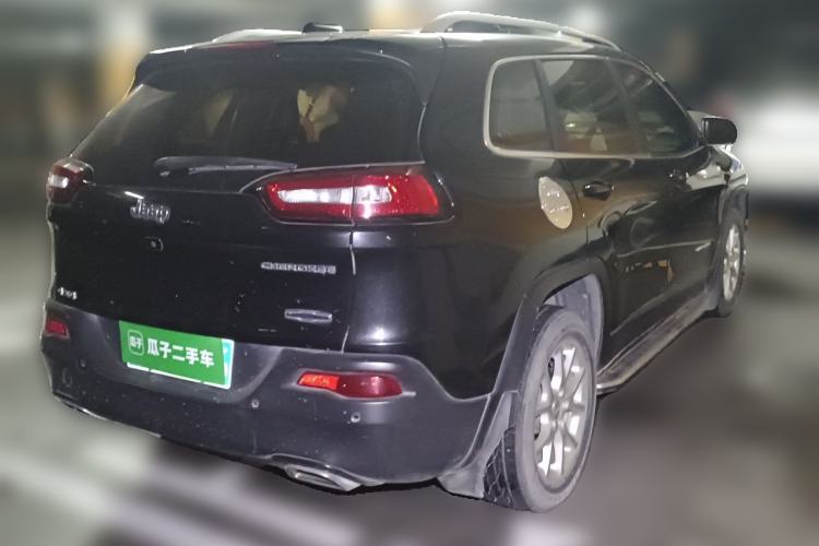 Used Jeep Cherokee 2016 2.4L Leading Edition Rear Right 45 Deg