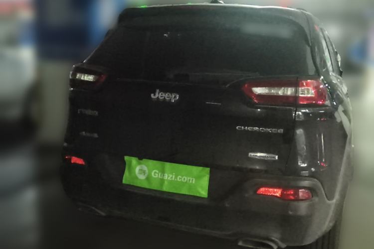 Used Jeep Cherokee 2016 2.4L Leading Edition Rear