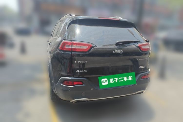 Used Jeep Cherokee 2016 2.4L Professional Edition Rear