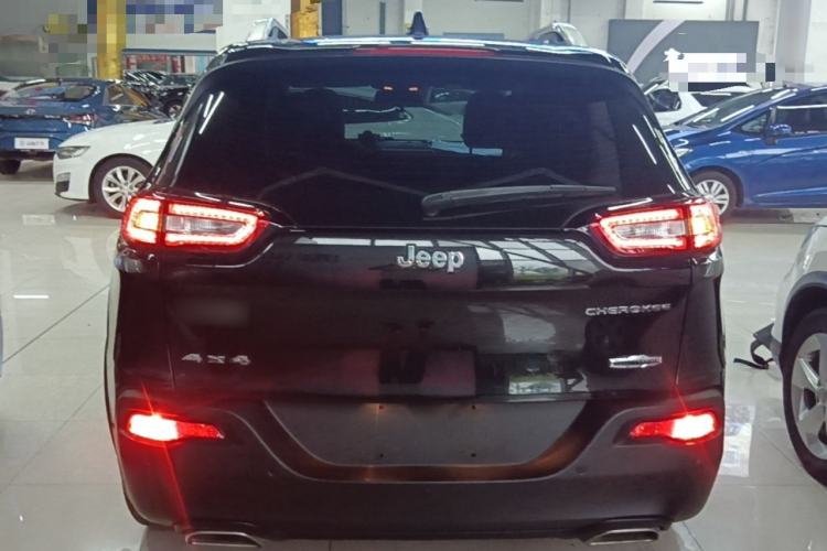 Used Jeep Cherokee 2016 2.4L Leading Edition Rear
