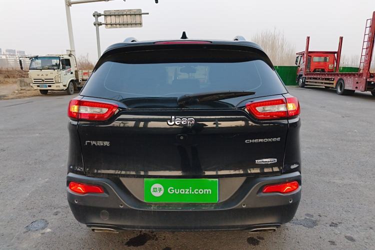Used Jeep Cherokee 2016 2.4L Leading Smart Version Rear
