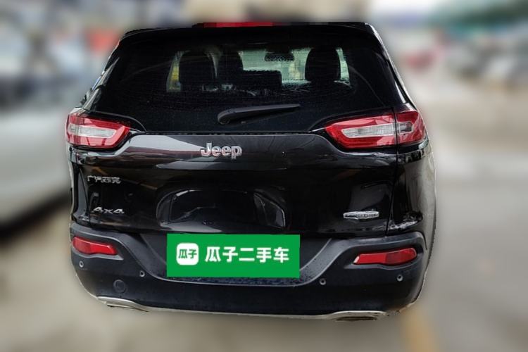 Used Jeep Cherokee 2016 2.4L Professional Edition Rear