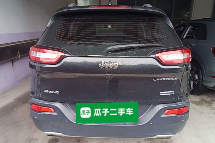 Used Jeep Cherokee 2016 2.4L Professional Smart Version Rear