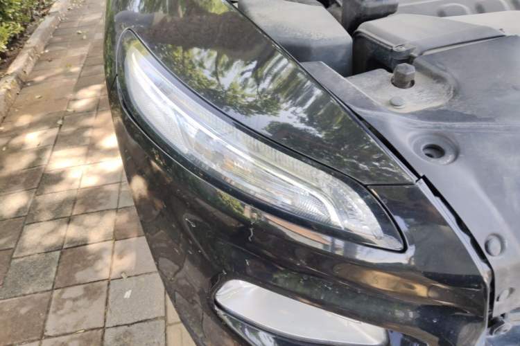 Used Jeep Cherokee 2016 2.4L Professional Smart Version Right Front Headlight