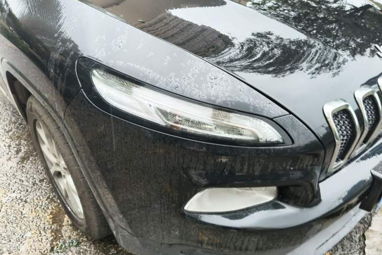 Used Jeep Cherokee 2016 2.0L Superior Edition Right Front Headlight
