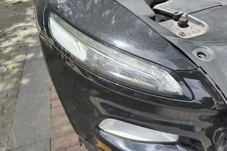 Used Jeep Cherokee 2016 2.4L Leading Smart Version Right Front Headlight
