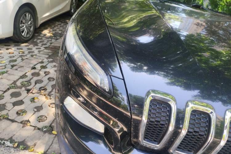 Used Jeep Cherokee 2016 2.4L Leading Edition Right Front Headlight
