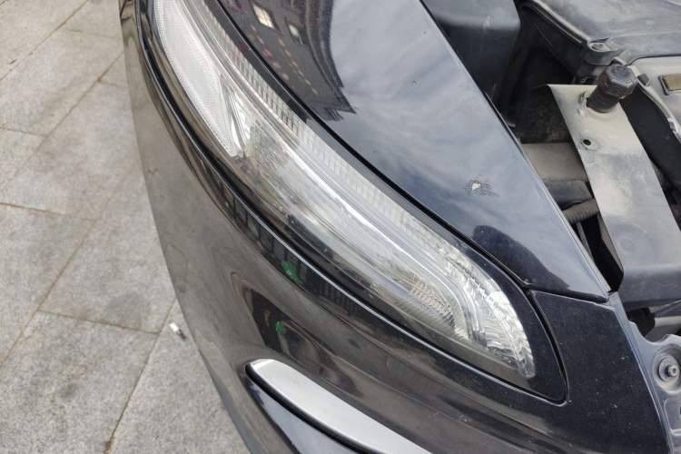Used Jeep Cherokee 2016 2.4L Leading Edition Right Front Headlight