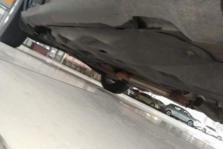 Used Jeep Cherokee 2016 2.4L Leading Edition Right Side Sill