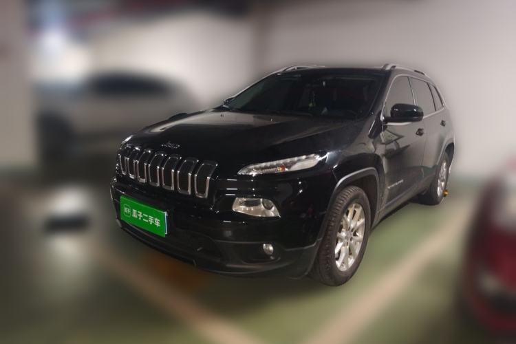 Used Jeep Cherokee 2016 2.0L Superior Edition Guazi used car, China used car export, Used car for sale, Used cars, Cheapest cars for sale