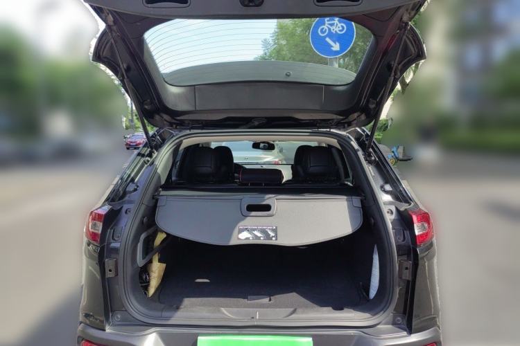 Used Jeep Cherokee 2016 2.4L Leading Smart Version Trunk