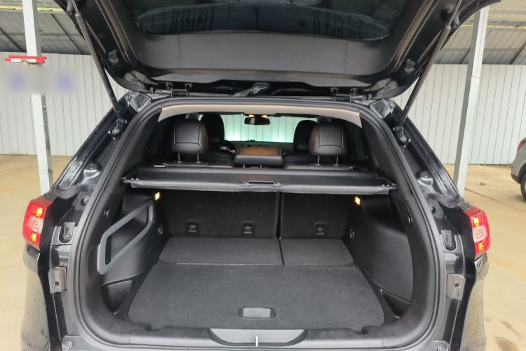 Used Jeep Cherokee 2016 2.4L Professional Smart Version Trunk