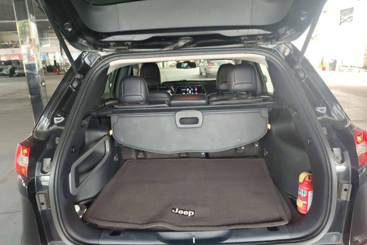 Used Jeep Cherokee 2016 2.4L Leading Edition Trunk