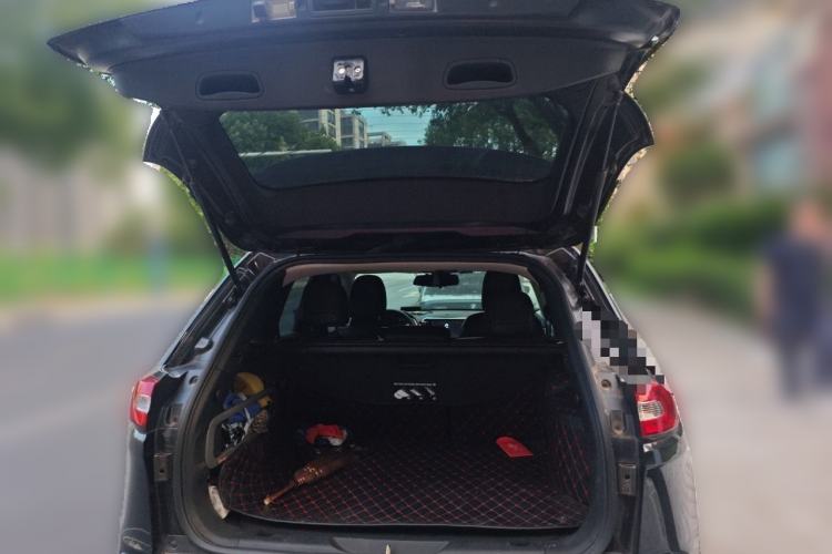 Used Jeep Cherokee 2016 2.4L Professional Edition Trunk