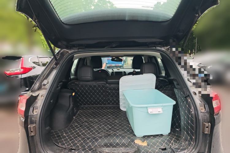 Used Jeep Cherokee 2016 2.4L Leading Smart Version Trunk