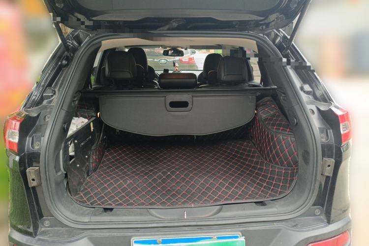 Used Jeep Cherokee 2016 2.0L Superior Edition Trunk