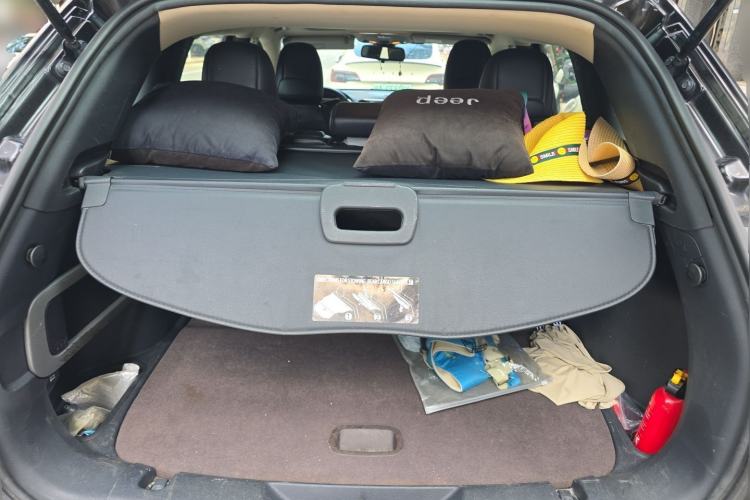 Used Jeep Cherokee 2016 2.4L Leading Edition Trunk