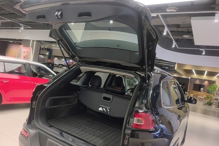 Used Jeep Cherokee 2016 2.4L Professional Smart Version Trunk