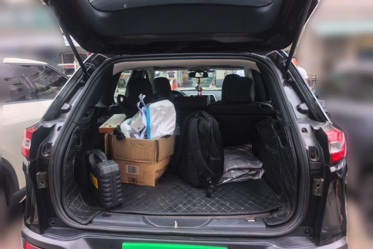 Used Jeep Cherokee 2016 2.4L Leading Smart Version Trunk