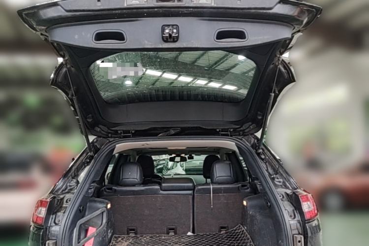 Used Jeep Cherokee 2016 2.4L Professional Smart Version Trunk