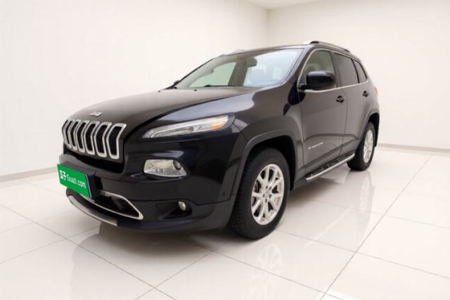 Used Jeep Cherokee 2016 2.4L Professional Edition