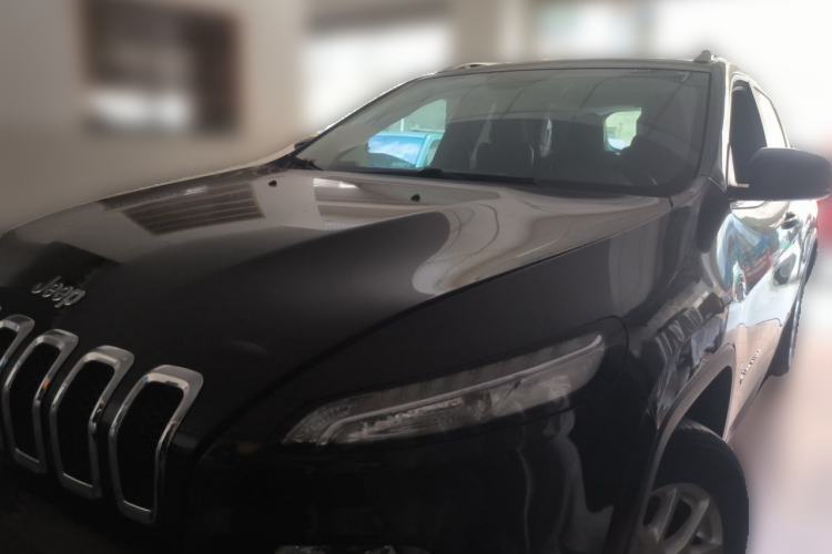 Used Jeep Cherokee 2016 2.4L Professional Smart Version Guazi used car, China used car export, Used car for sale, Used cars, Cheapest cars for sale