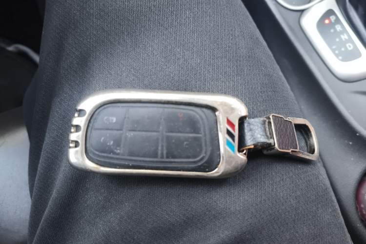 Used Jeep Cherokee 2016 2.4L Leading Edition Vehicle Key