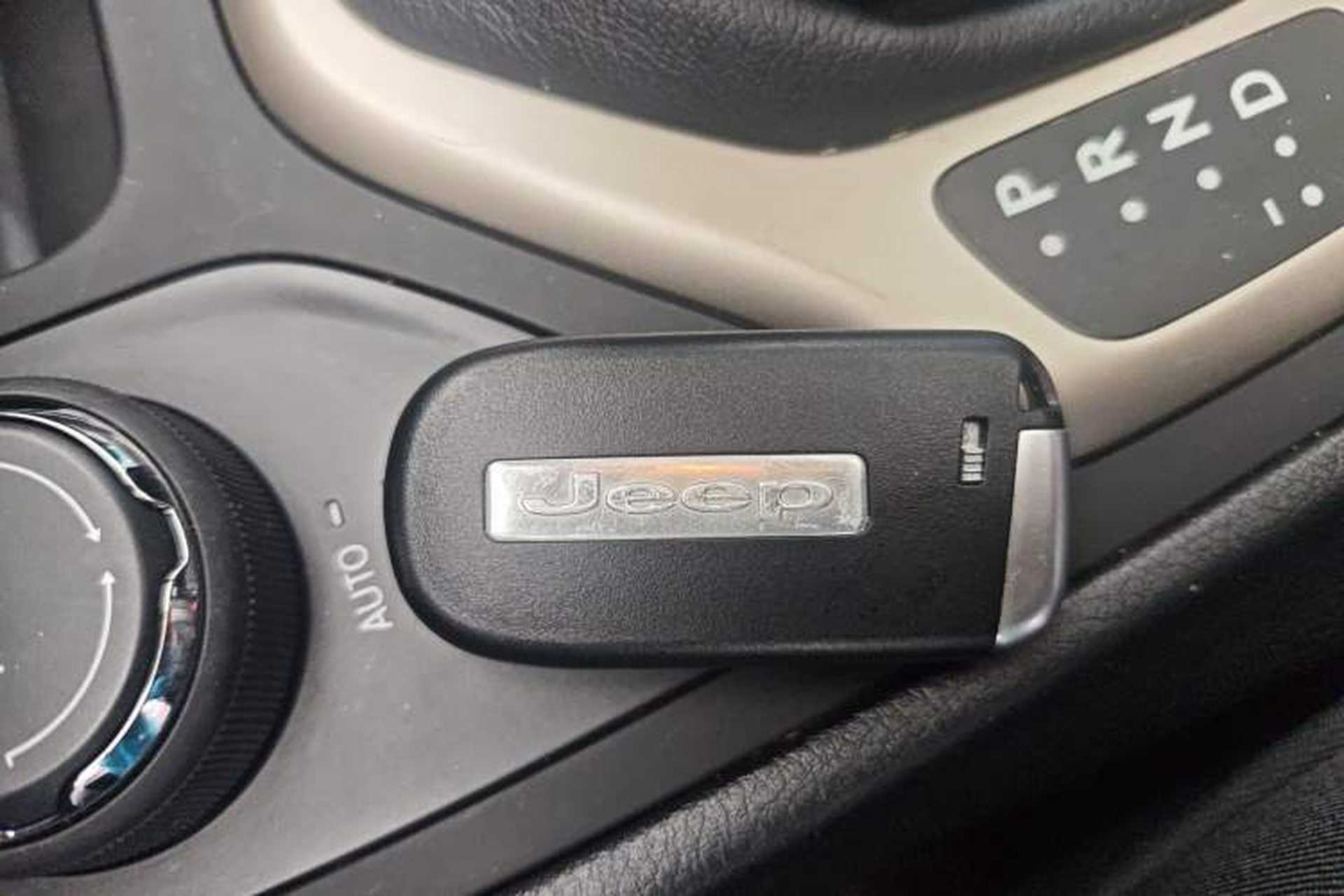 Used Jeep Cherokee 2016 2.4L Professional Smart Version Vehicle Key