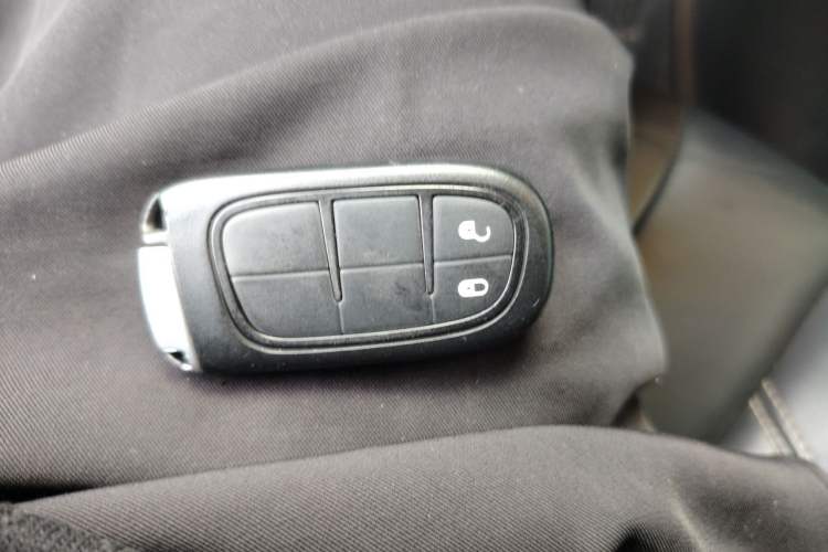 Used Jeep Cherokee 2016 2.4L Leading Smart Version Vehicle Key