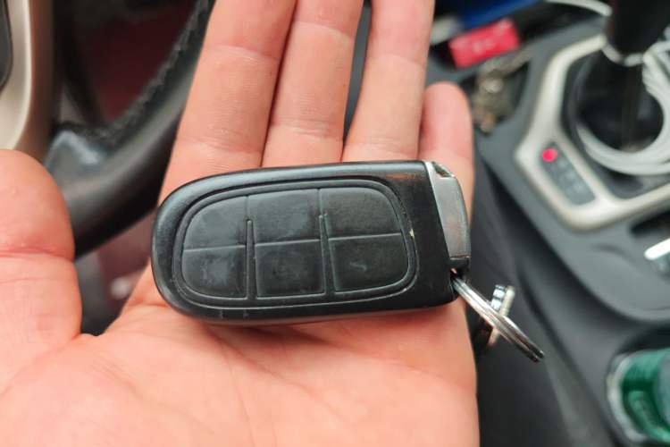 Used Jeep Cherokee 2016 2.4L Leading Smart Version Vehicle Key