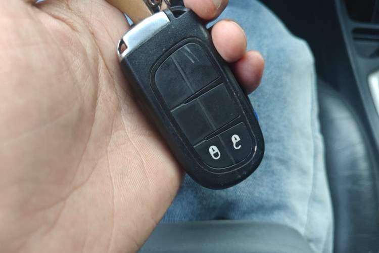 Used Jeep Cherokee 2016 2.4L Leading Smart Version Vehicle Key