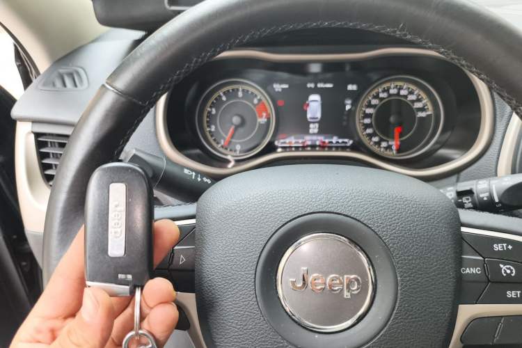 Used Jeep Cherokee 2016 2.4L Leading Smart Version Vehicle Key