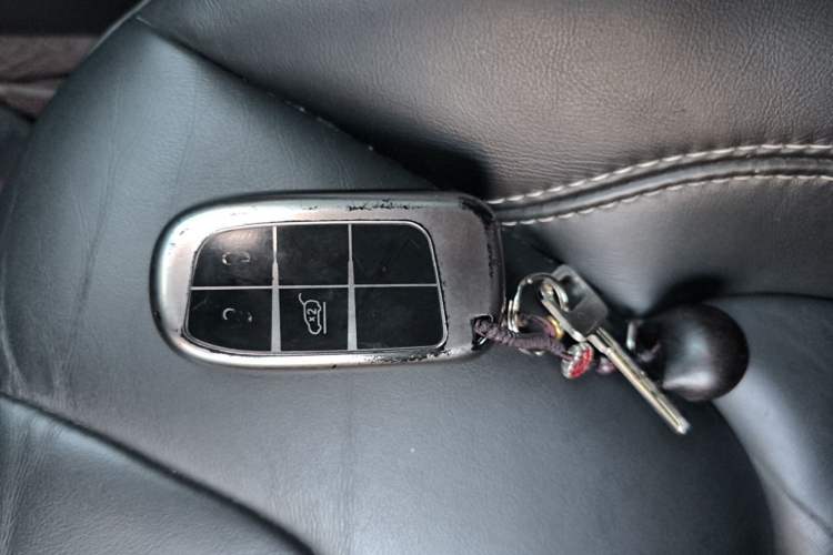 Used Jeep Cherokee 2016 2.4L Leading Smart Version Vehicle Key