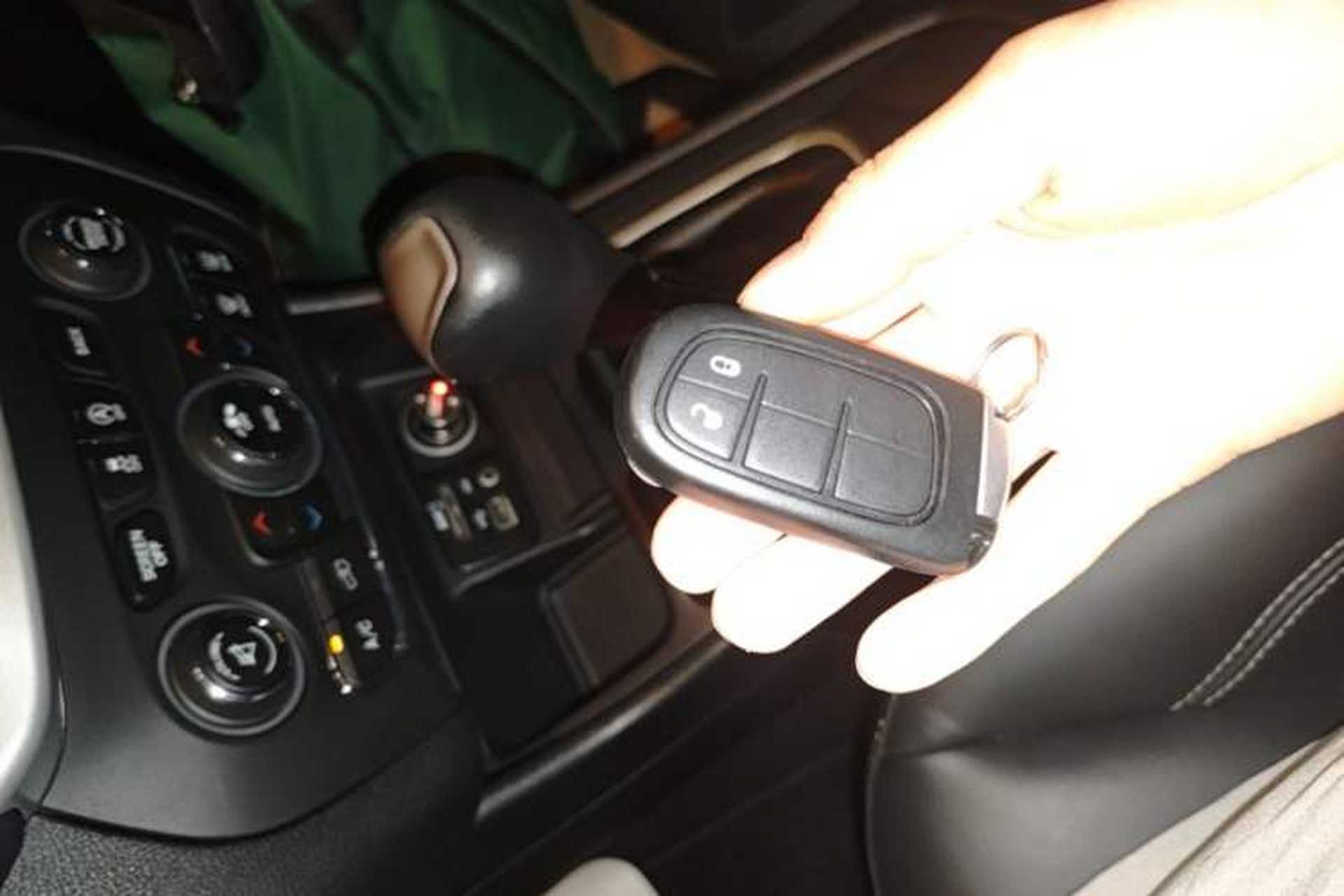 Used Jeep Cherokee 2016 2.4L Leading Edition Vehicle Key