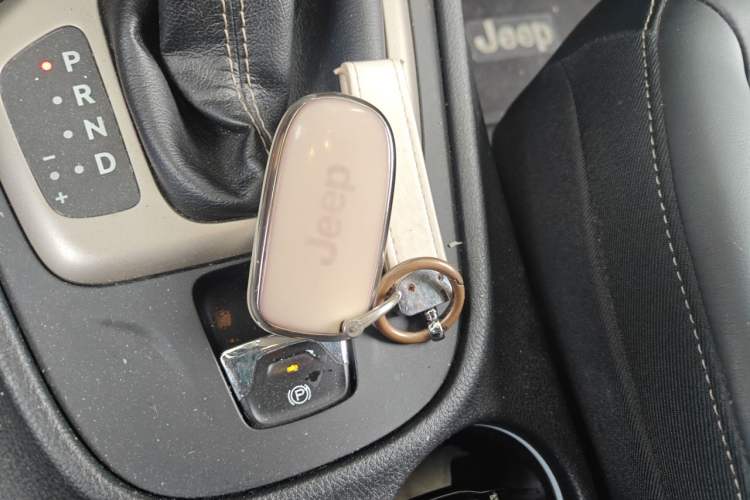 Used Jeep Cherokee 2016 2.4L Professional Smart Version Vehicle Key