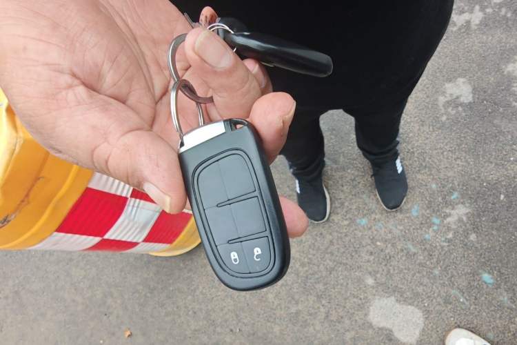 Used Jeep Cherokee 2016 2.4L Leading Smart Version Vehicle Key