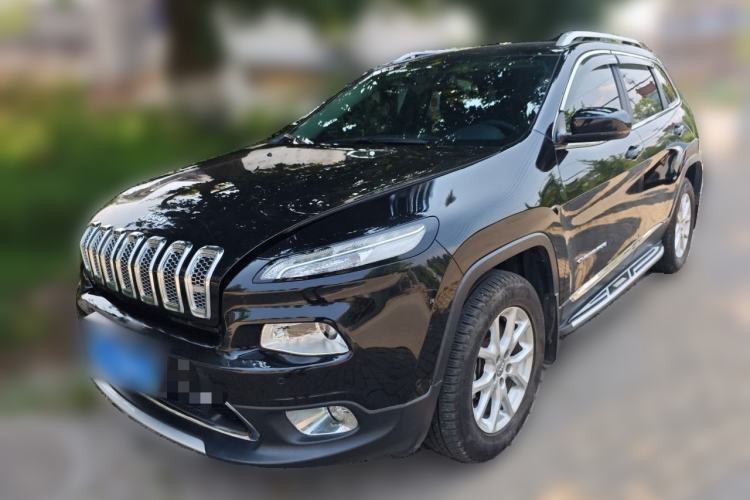 Used Jeep Cherokee 2016 2.4L Professional Smart Version Guazi used car, China used car export, Used car for sale, Used  cars, Cheapest cars for sale