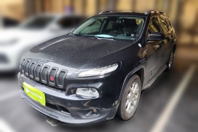Used Jeep Cherokee 2016 2.0L Superior Edition
