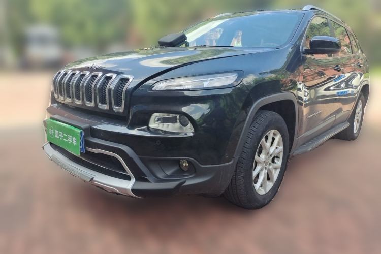 Used Jeep Cherokee 2016 2.4L Professional Smart Version Guazi used car, China used car export, Used car for sale, Used  cars, Cheapest cars for sale