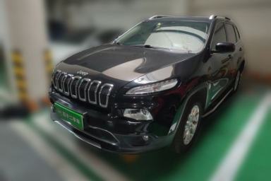 Used Jeep Cherokee 2016 2.4L Professional Edition