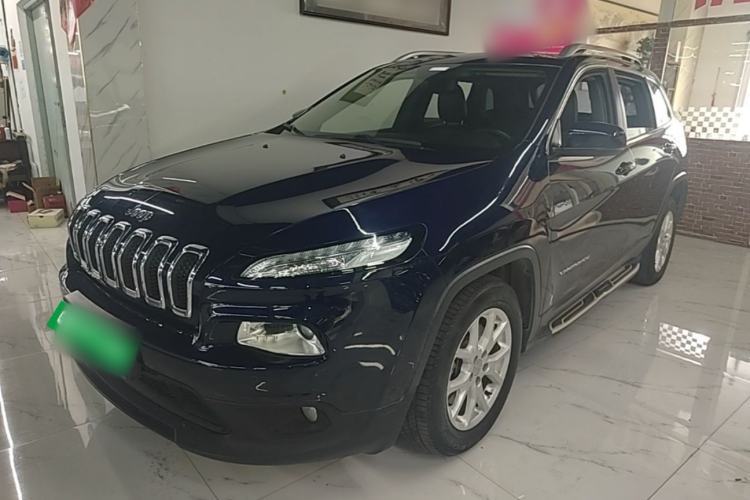 Ojetý Jeep Cherokee 2016 2.4L Leading Smart Version Guazi used car, China used car export, Used car for sale, Used  cars, Cheapest cars for sale