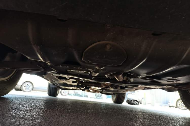 Used Jeep Cherokee 2016 2.4L Professional Smart Version Chassis Front